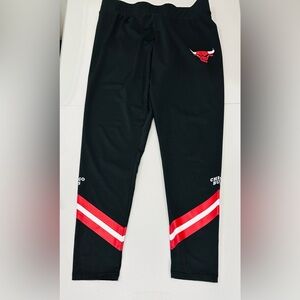 Chicago Bulls Legging Womens Size L  Black Pants Compression‎ Yoga NBA